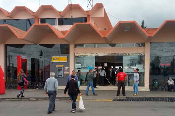 terminal terrestre ambato